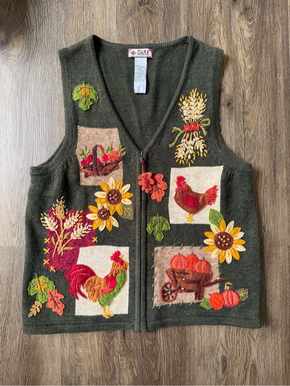 Tiara International Fall Harvest Zip Sweater Vest Large Sunflower Rooster Pumpki